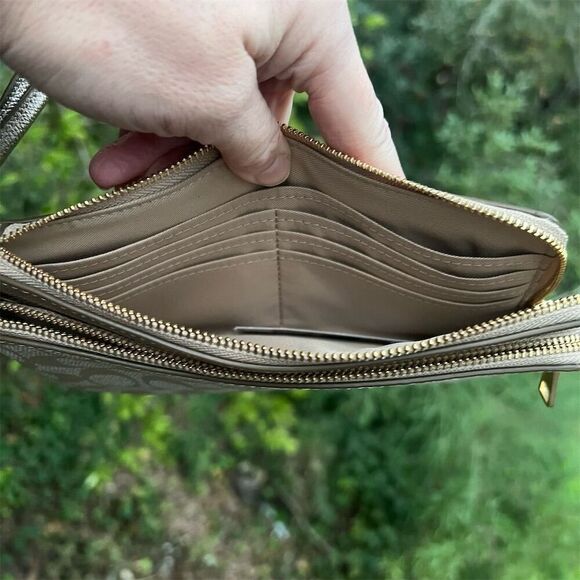 COACH Double Zip Wristlet & Phone Wallet In Signature Canvas CW968 NWT AUTHENTIC - Picture 5 of 6